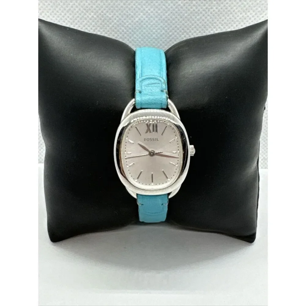 Fossil Sculptor ES3559 Women Blue Leather Analog Silver Dial Quartz Watch JNA347